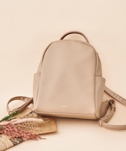 シンプルリュック