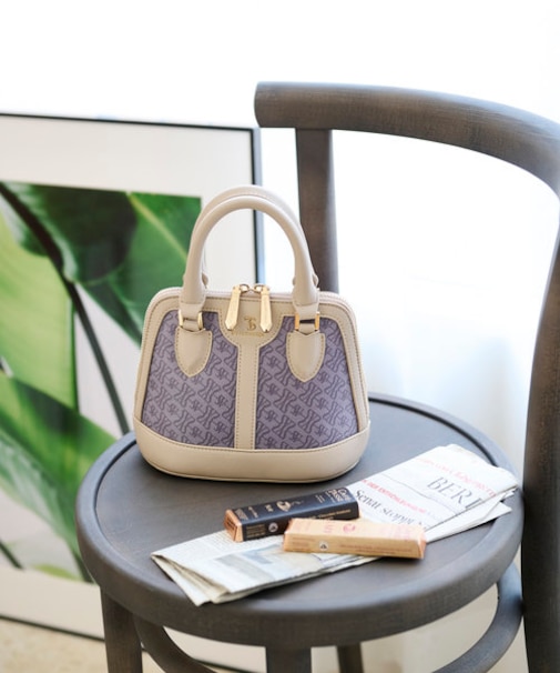 クロスプリントショルダーバッグ