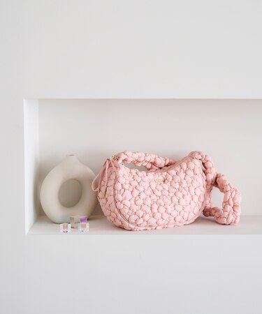 フラワーキルトショルダーバッグ