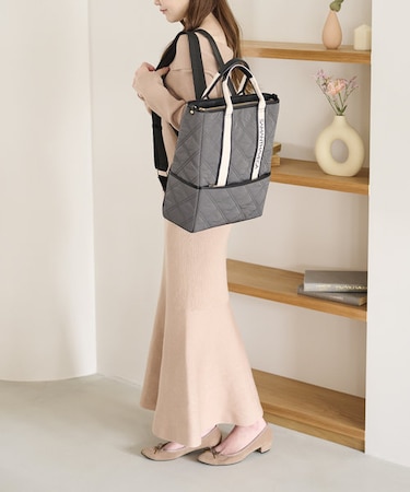 ロゴテープキルティングA4リュック