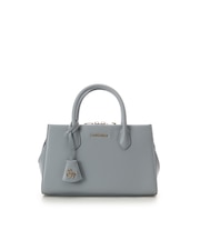 ロゴ金具ハンドバッグ