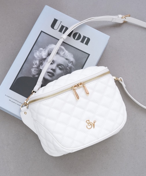 ダブルステッチダイヤキルトショルダーバッグ