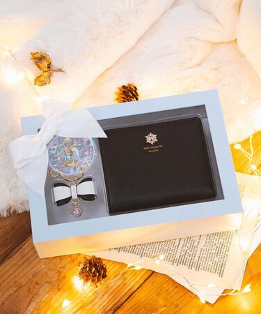 クリスタルコフレ