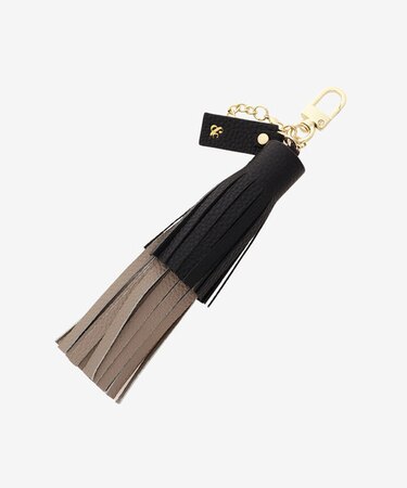 タッセルチャーム