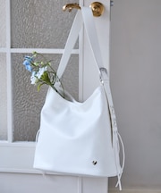 ワイドベルトワンショルダーソフトバッグ