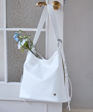 ワイドベルトワンショルダーソフトバッグ