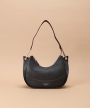 ハーフムーン レザーショルダーバッグ