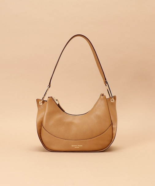 ハーフムーン レザーショルダーバッグ