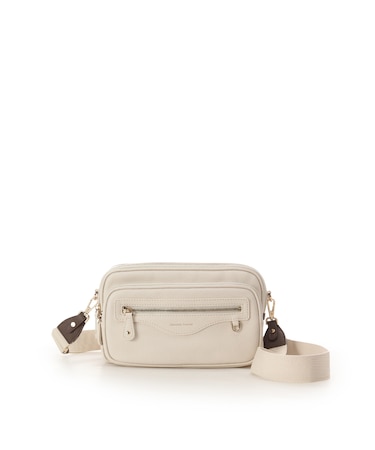 カジュアルテイストスクエアショルダーバッグ