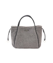 カジュアルテイストボアバッグ