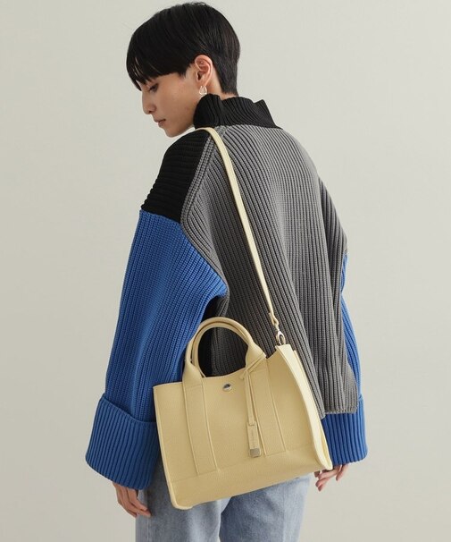 【軽量/2WAY】スクエアミドルトートバッグ