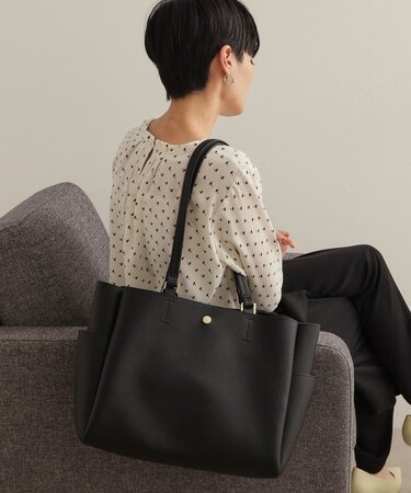 【軽量／A4サイズ対応／2WAY】シュリンク合皮大容量トートバッグ