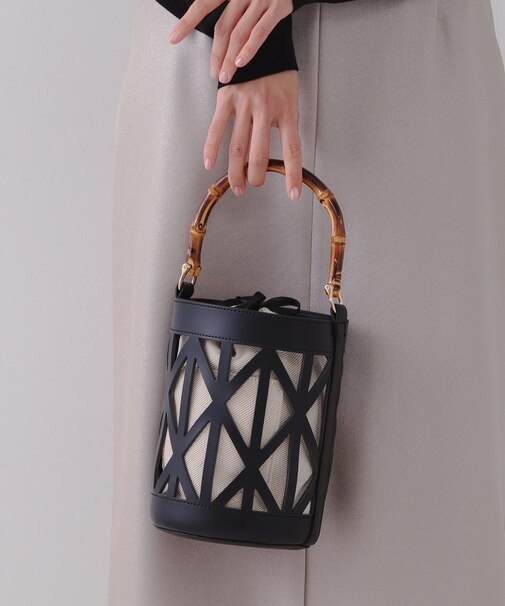 【2WAY】バンブーハンドルデザインショルダーバッグ