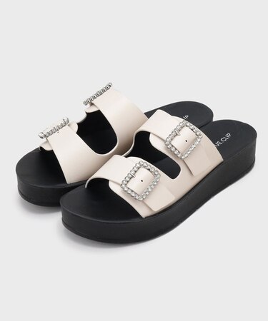 ビジューバックルダブルベルトサンダル