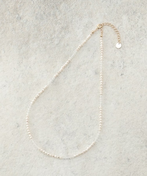 ガラスビーズネックレス