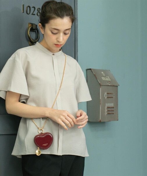 バックフリルバンドカラーブラウス【洗濯機洗い可/吸水速乾/接触冷感】