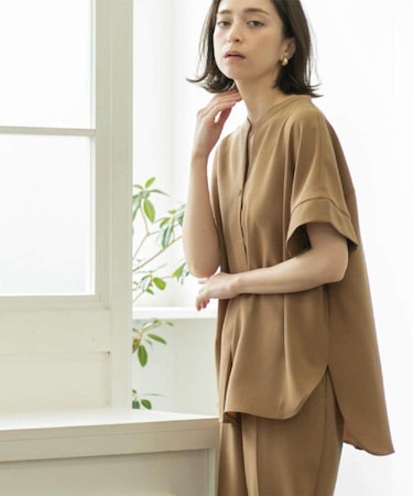《5色展開/SS-LLサイズ》スキッパー金ボタンブラウス/セットアップ対応【防シワ/ストレッチ/洗濯機洗い可】