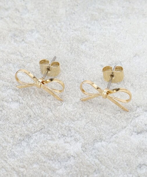 リボンモチーフピアス