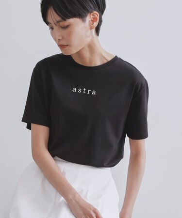 メタリック刺繍ロゴTシャツ【接触冷感/洗濯機洗い可】