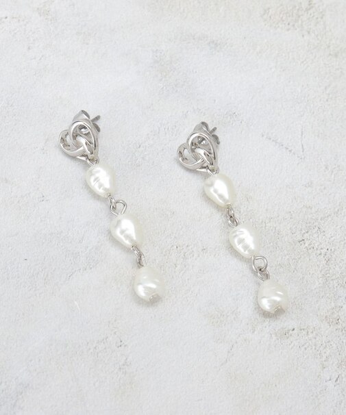 メタル×フェイクパールロングピアス
