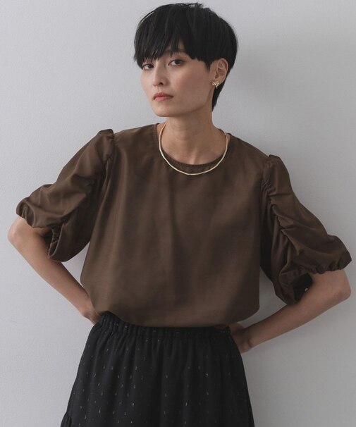 シアーボリュームスリーブブラウス【洗濯機洗い可】