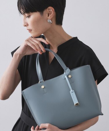 【2WAY/名品】バイカラー3層ミドルトートバッグ