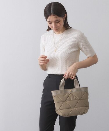 【2WAY／軽量】トライアングルキルティングミドルトートバッグ