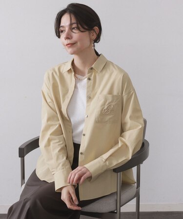 ポケット刺繍レギュラーカラーシャツ【洗濯機OK】