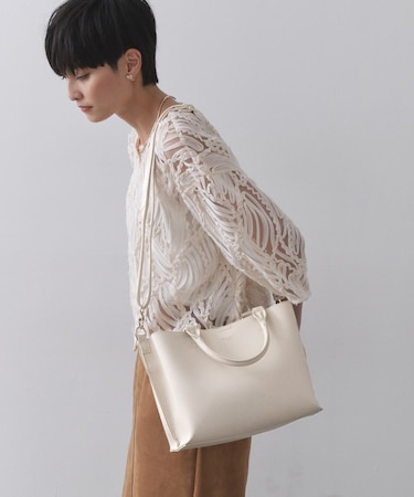 【2WAY/人間工学】ソフトシュリンク合皮ミドルサイズトートバッグ