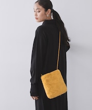 【11色展開】フェイクファースクエアミニポシェット