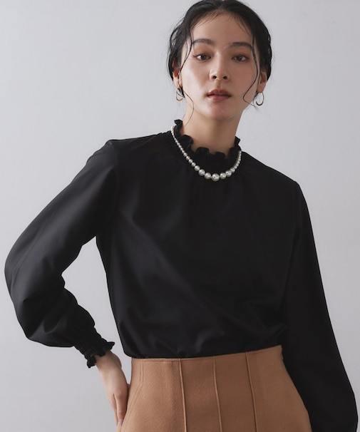 シャーリングハイネックブラウス【洗濯機OK】