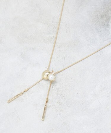 パール調ビジュースライドネックレス