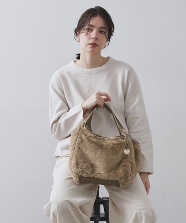 【フェイクファー／キルティング】くり手ミドルトートバッグ