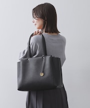 【人間工学／A4サイズ対応】シュリンクトートバッグ