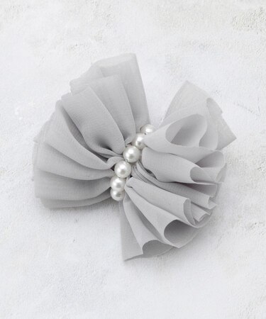 シフォン×フェイクパール リボン型コサージュ