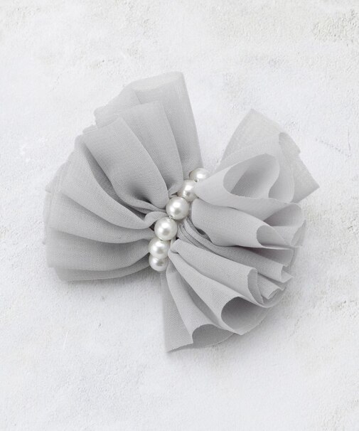 シフォン×フェイクパール リボン型コサージュ