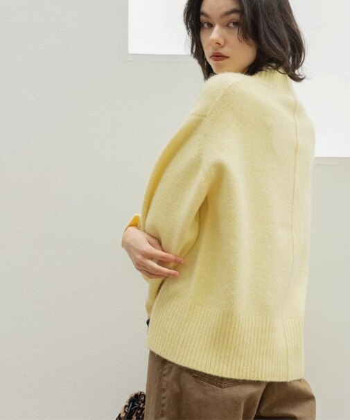 ふわふわハイネックニット【洗濯機OK】