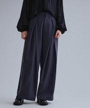 【es】ピンストライプ 変形ワイドパンツ【洗濯機OK】