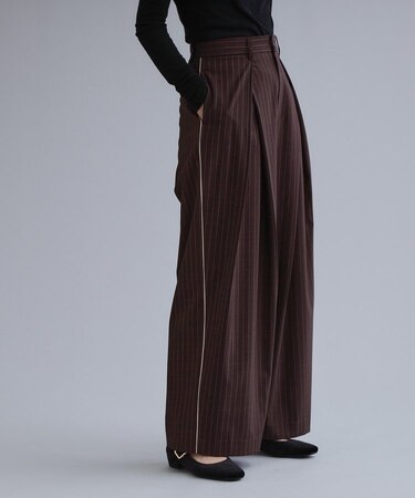 【es】ピンストライプ 変形ワイドパンツ【洗濯機OK】