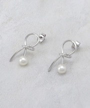 ねじれメタルフェイクパールピアス