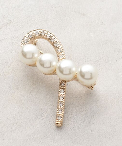 フェイクパール カーブラインブローチ