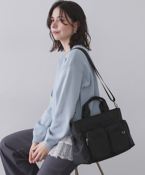 フロントWポケット3層デザインミドルトートバッグ【2WAY／マルチポケット】