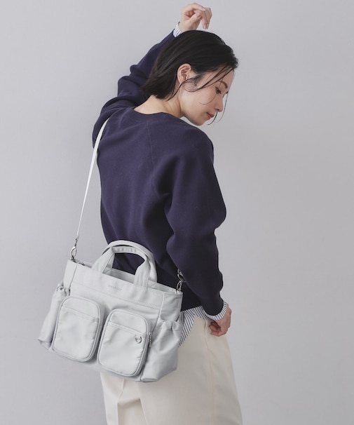 フロントWポケット3層デザインミドルトートバッグ【2WAY/マルチポケット】