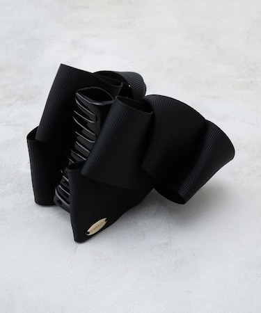 リボンモチーフ マーブルヘアクリップ