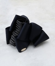 リボンモチーフ マーブルヘアクリップ