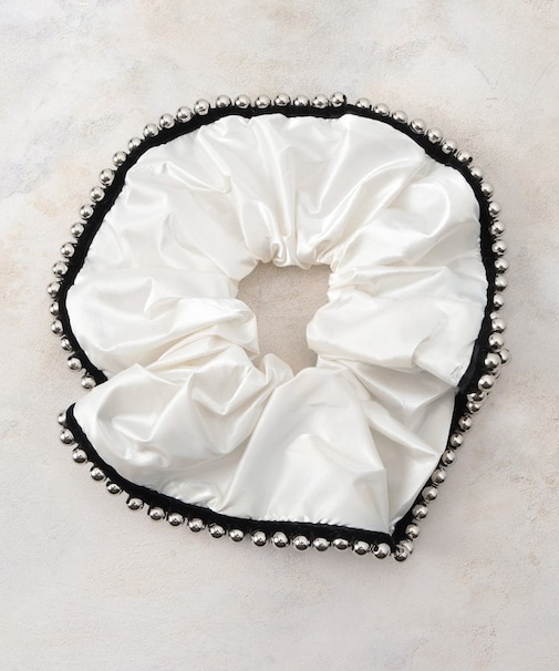 メタルビーズシュシュ