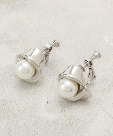 フェイクパール・メタルイヤリング