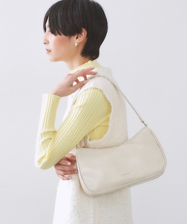 スラッシュポケットショルダーバッグ