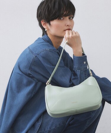 スラッシュポケットショルダーバッグ