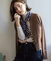 多ボタン 袖口刺繍クルーネックカーディガン